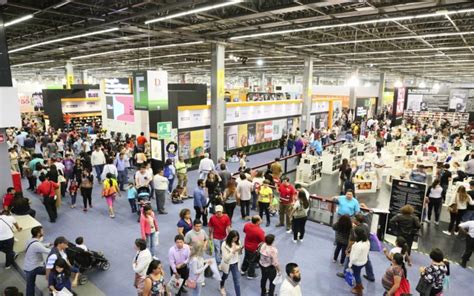 Feria Internacional del Libro de Guadalajara: Una celebrazione dell'amore per la letteratura e il suo impatto sul panorama culturale messicano